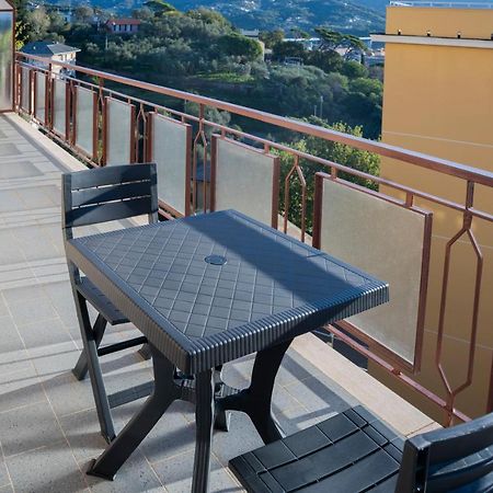 Apartamento 093 - Casa Panorama, Vista Mare E Vista Portofino, 500 Metri Centro Di Chiavari, Posto Auto Gratis Incluso Exterior foto