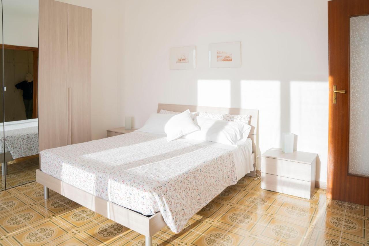 Apartamento 093 - Casa Panorama, Vista Mare E Vista Portofino, 500 Metri Centro Di Chiavari, Posto Auto Gratis Incluso Exterior foto