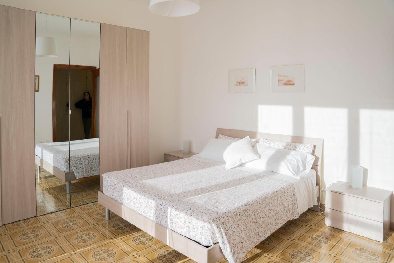 Apartamento 093 - Casa Panorama, Vista Mare E Vista Portofino, 500 Metri Centro Di Chiavari, Posto Auto Gratis Incluso Exterior foto