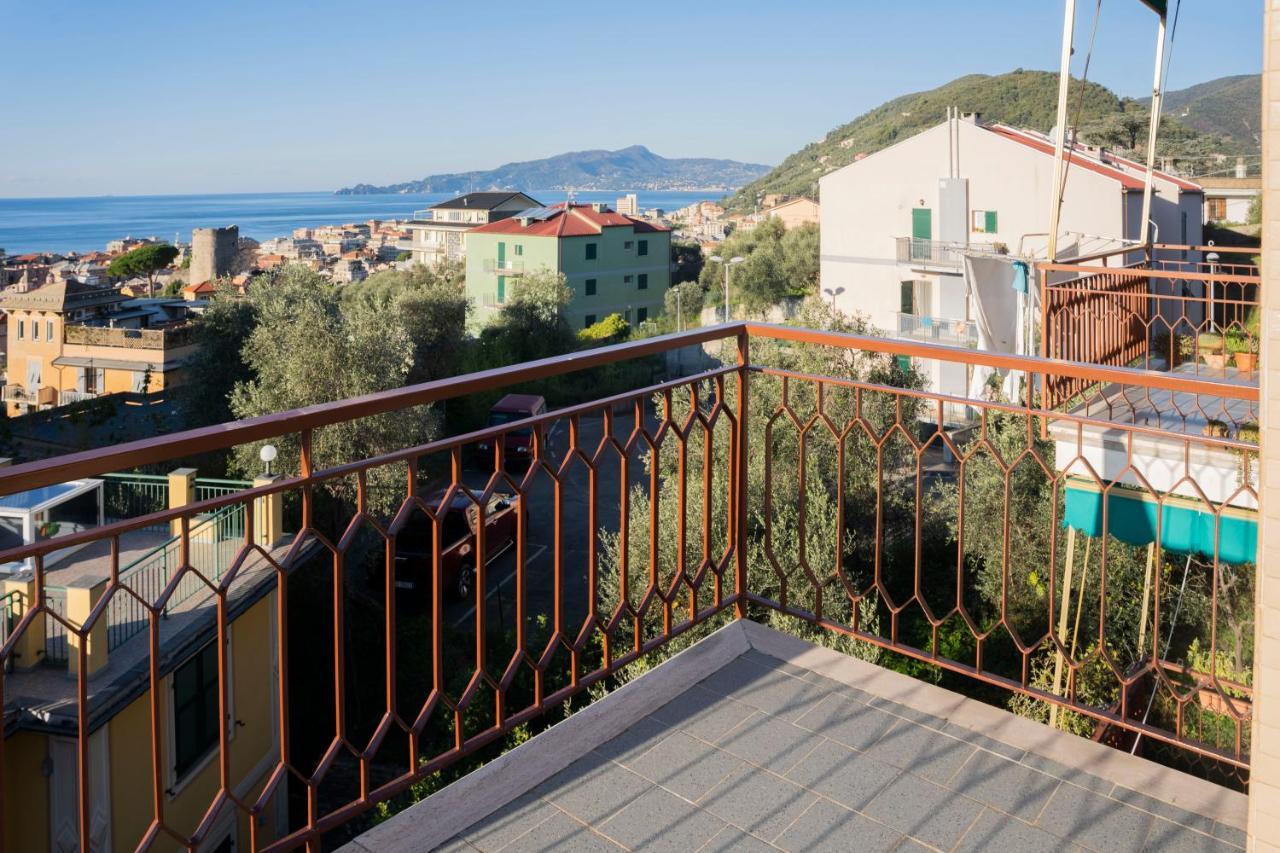 Apartamento 093 - Casa Panorama, Vista Mare E Vista Portofino, 500 Metri Centro Di Chiavari, Posto Auto Gratis Incluso Exterior foto